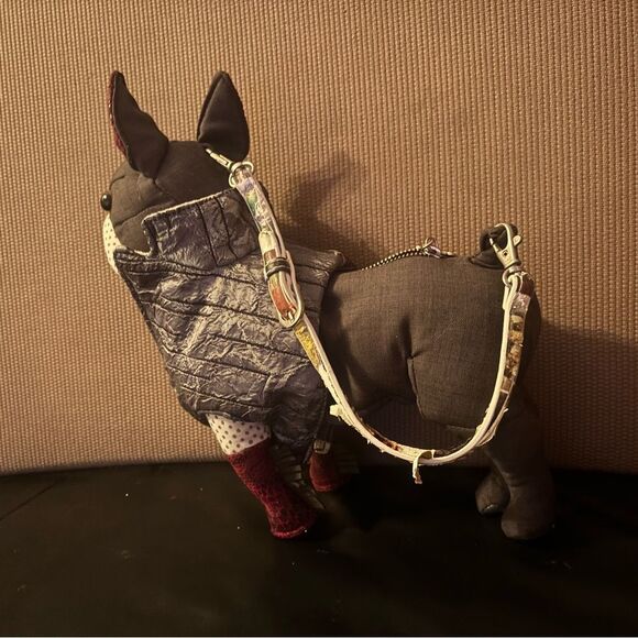 Fuzzy Nation Limited-Edition ‘Boston-in-Boots Elvis’ Purse dog design handbag - Picture 7 of 11